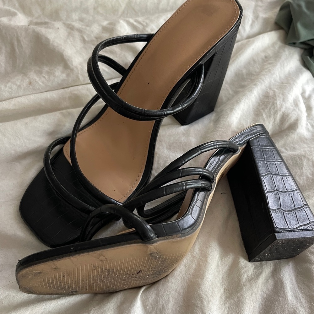Shein black heels women’s 8.5